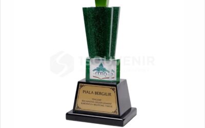 Tips Buat Plakat Juara untuk Kejuaraan MTQ!