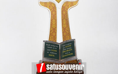 Keunggulan Trophy Acrylic untuk Kejuaraan MTQ