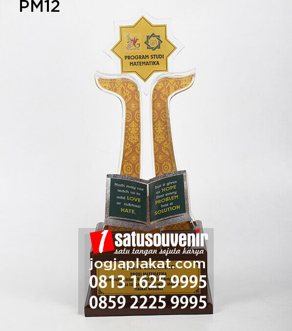 Keunggulan Trophy Acrylic untuk Kejuaraan MTQ