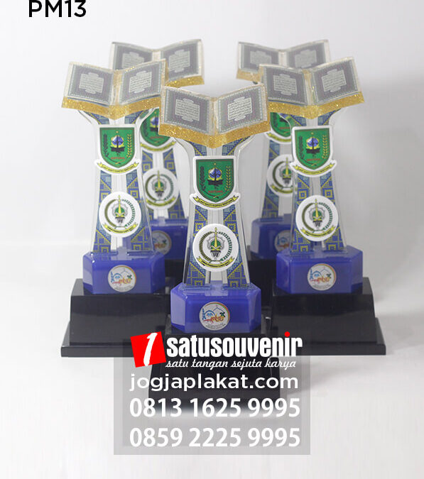 Harga Piala 1 Set untuk Kejuaraan MTQ